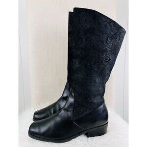 Markon Suela Black Floral Rose Embossed Suede Leather Boots 10M Goth Steampunk